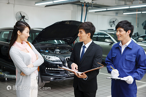 一輛車與一個握手——當青年女銷售遇上企業高管